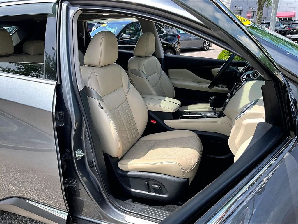 Certified Used 2023 Gray Nissan Platinum image 11