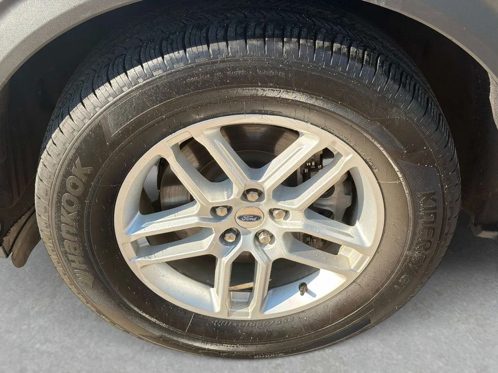 Used 2025 Silver Ford Active image 12