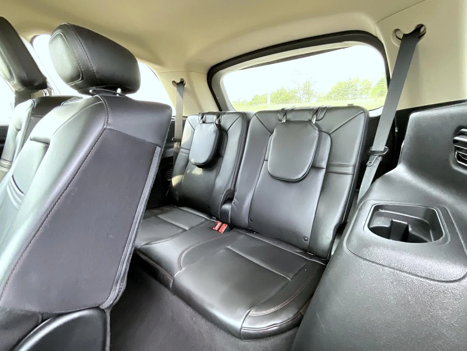 Certified Used 2023 Black Lincoln Livery image 20
