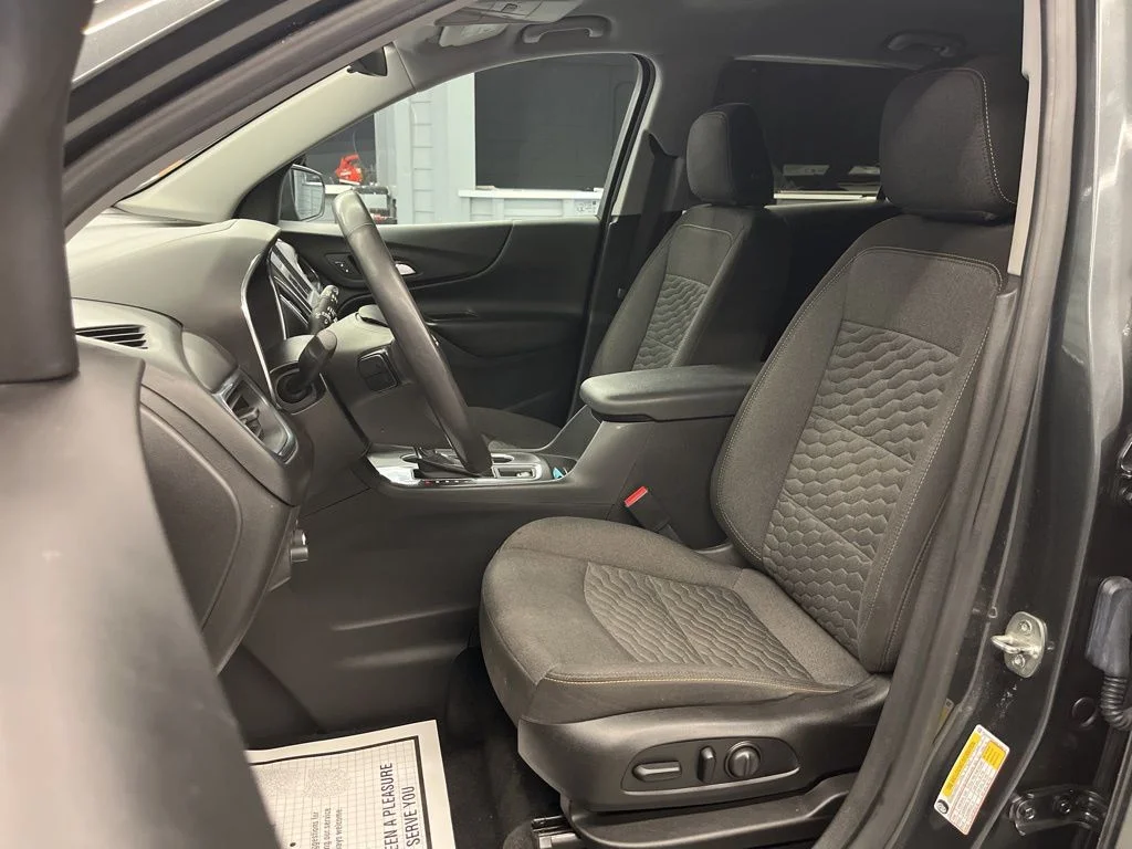 2021 Chevrolet Equinox LT - Photo 13