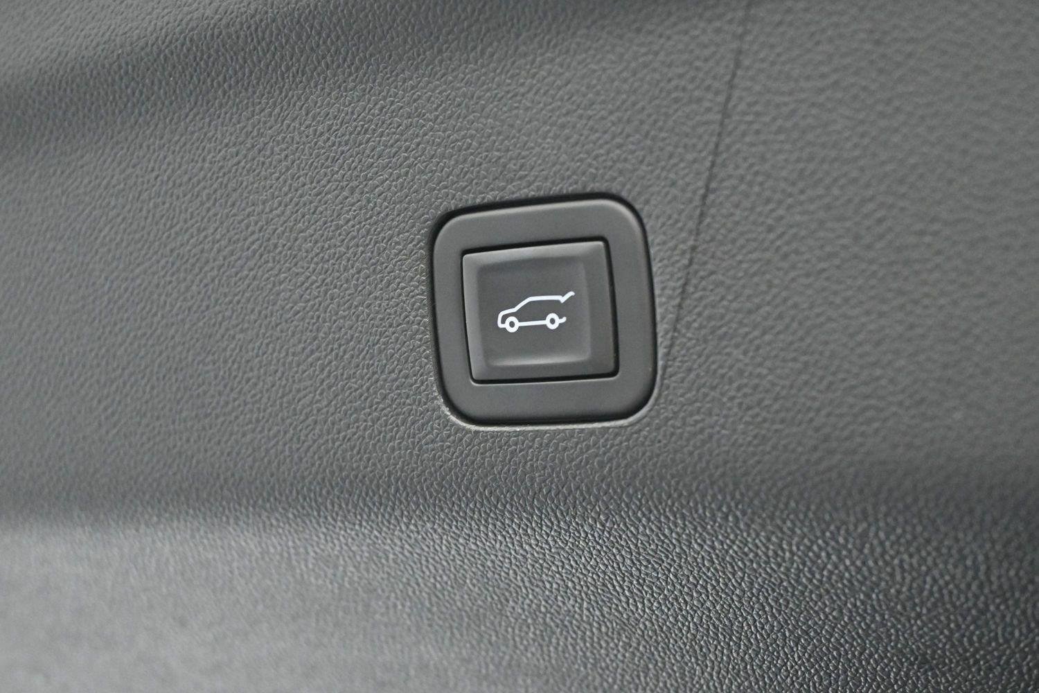 Used 2025 Black Chevrolet RST image 11
