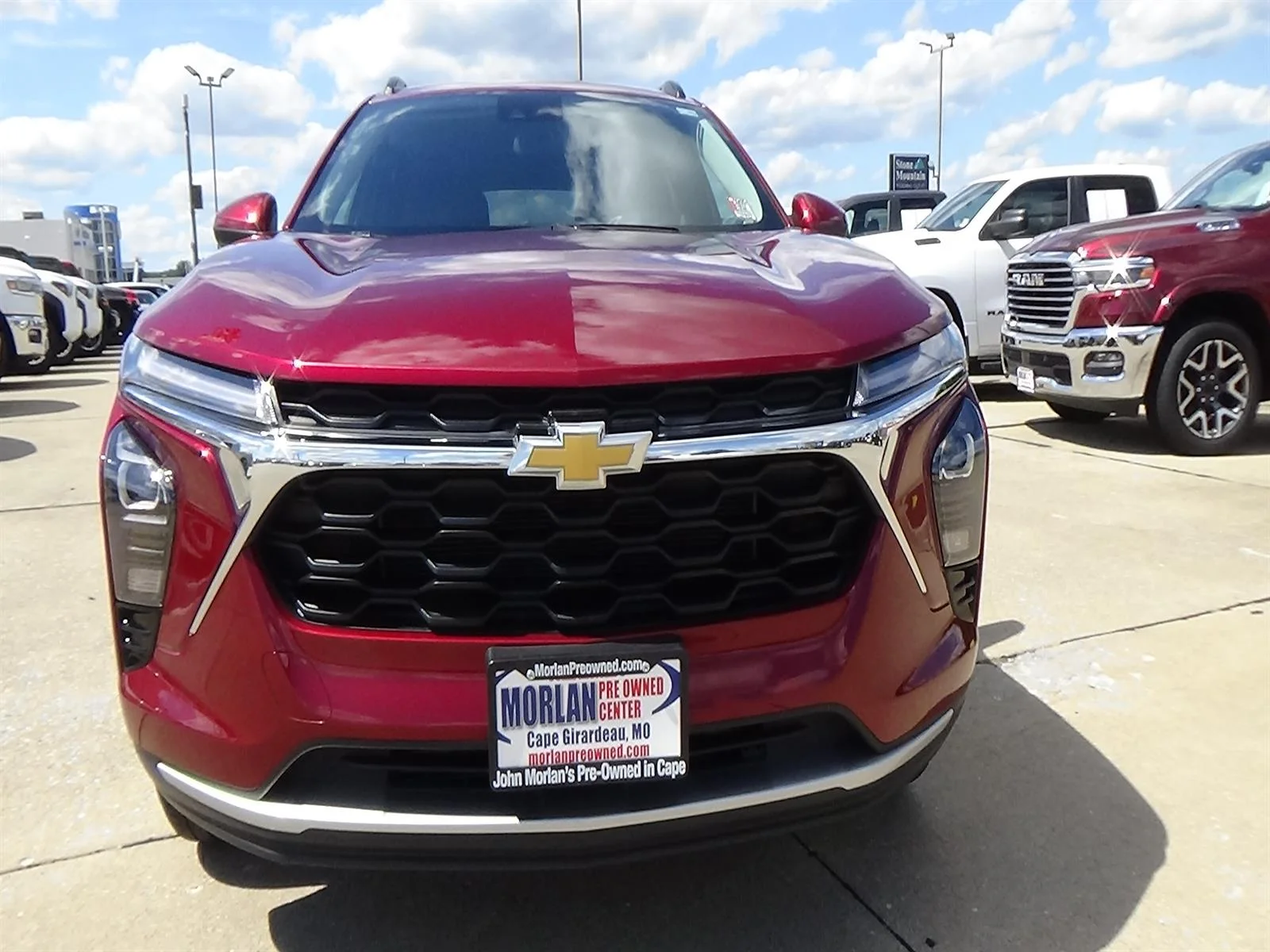 Used 2025 Crimson Metallic (gfm) Chevrolet LT image 3