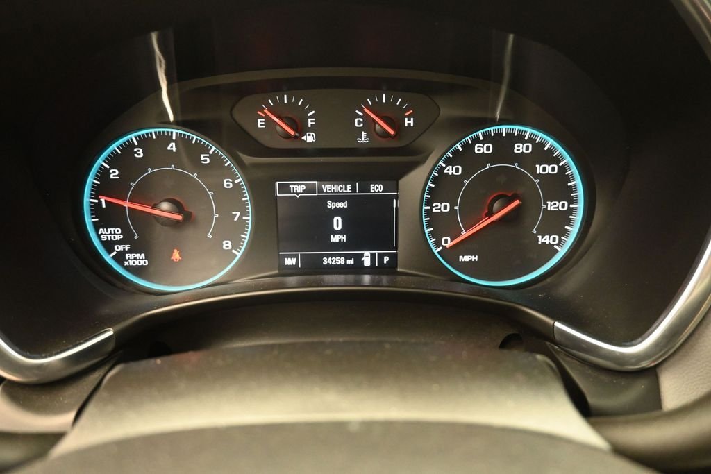 Used 2021 White Chevrolet LS image 3