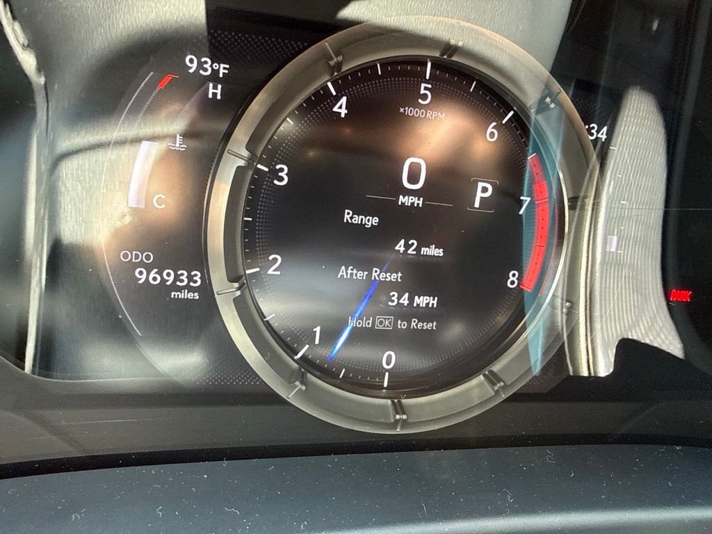 Used 2019 White Lexus 350 F Sport image 3
