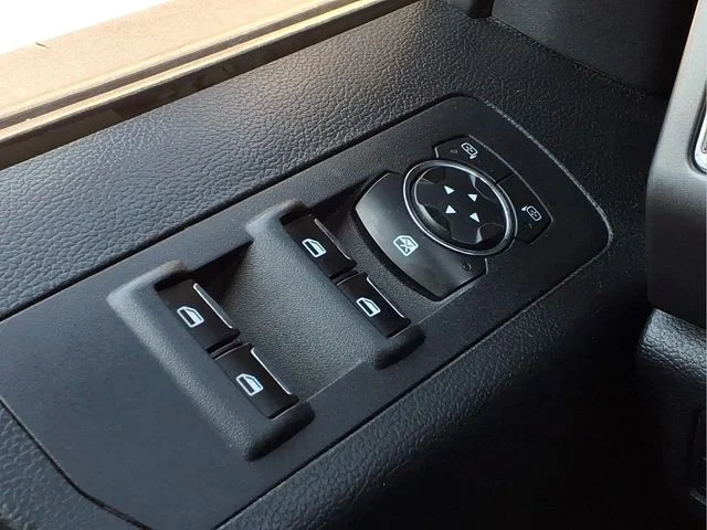 Used 2016 Gray Ford XLT image 15