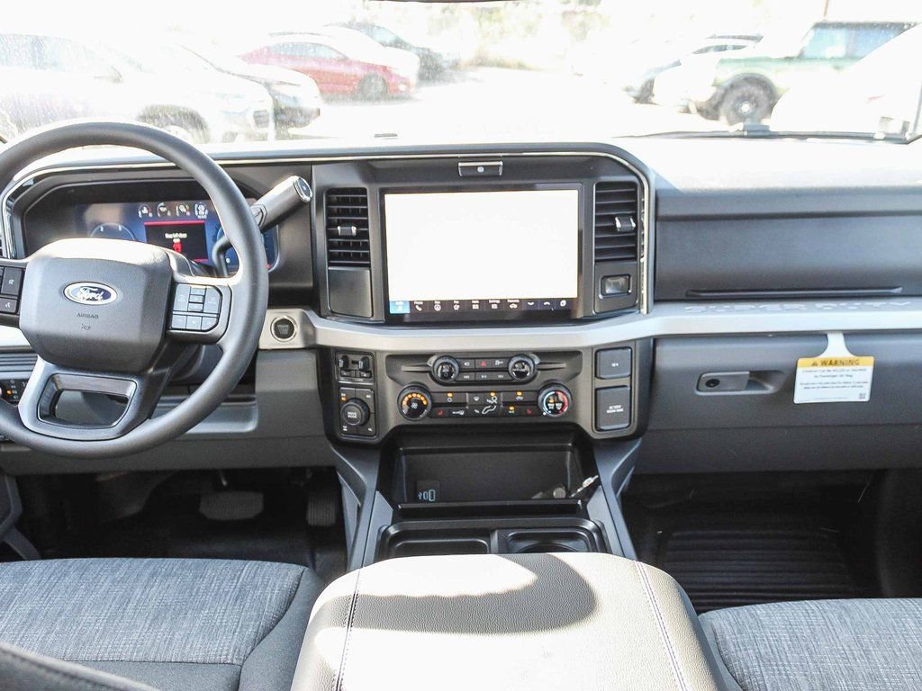 New 2026 Oxford White Ford XLT image 12