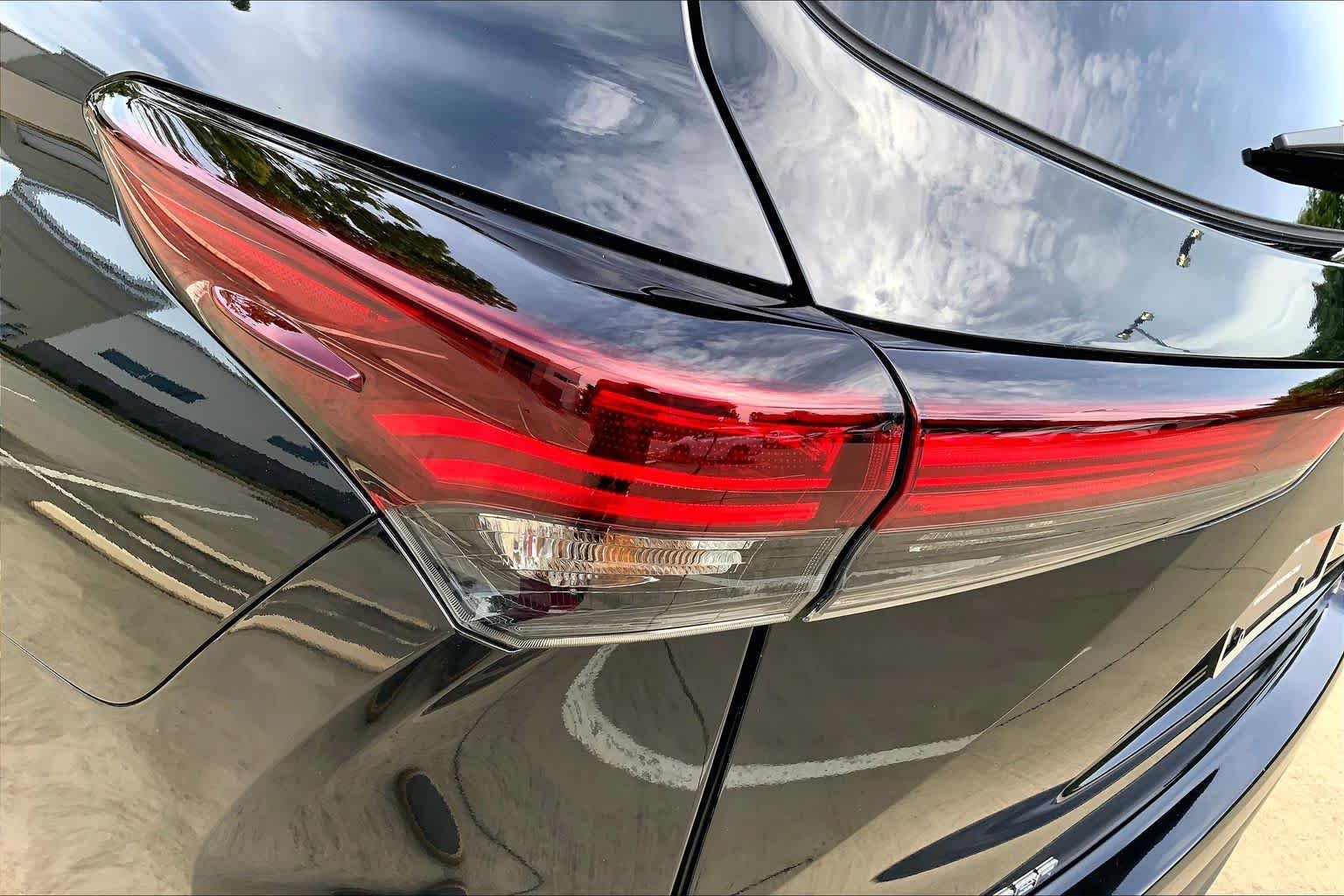 2026 Toyota Highlander XLE - Photo 28
