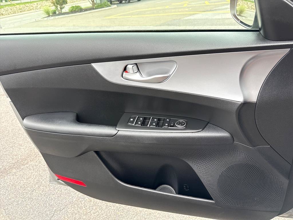 Certified Used 2023 Steel Gray Kia LXS image 21