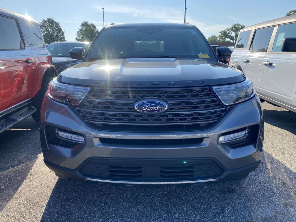 Certified Used 2023 Carbonized Gray Metallic Ford XLT image 2