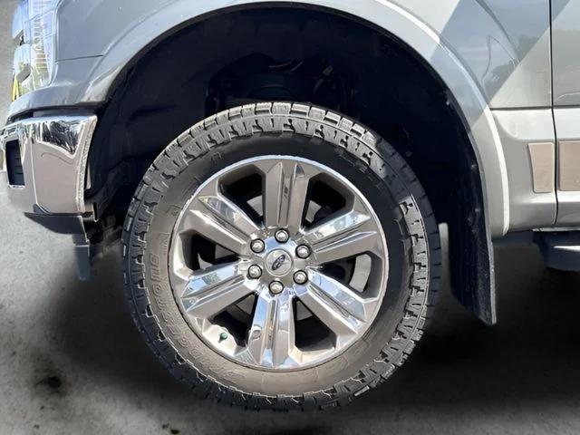 Used 2019 Gray Ford Lariat image 25