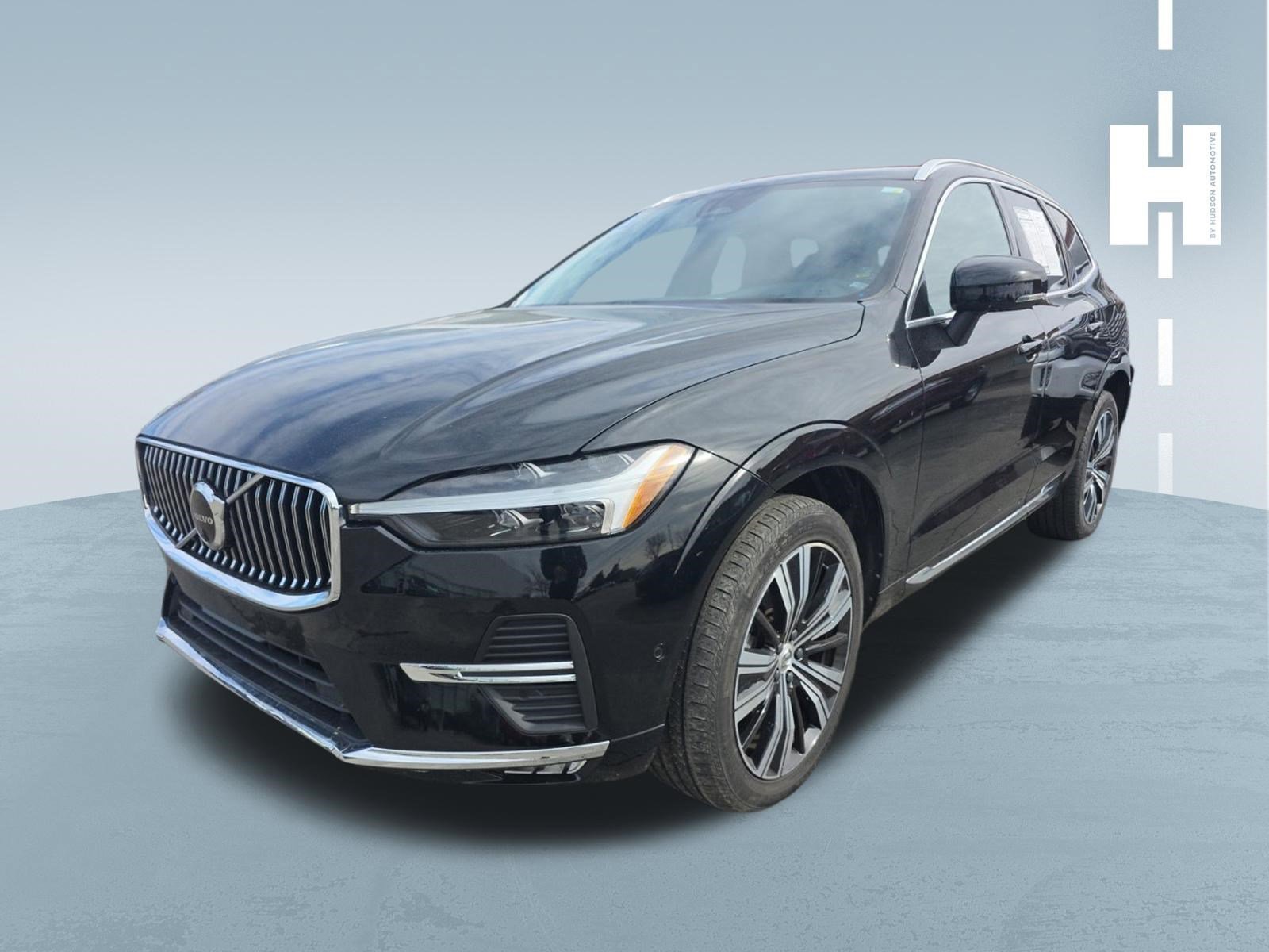 2023 Volvo XC60 B5 Ultimate Bright Theme AWD's photo