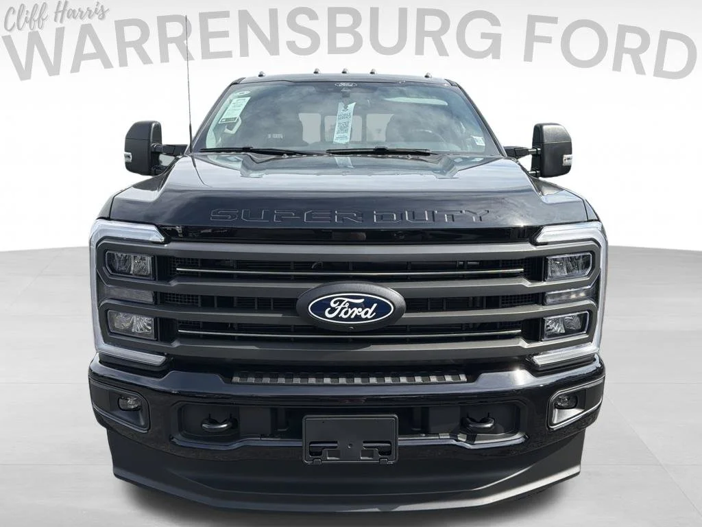 New 2027 Agate Black Metallic Ford F-250® XLT image 2