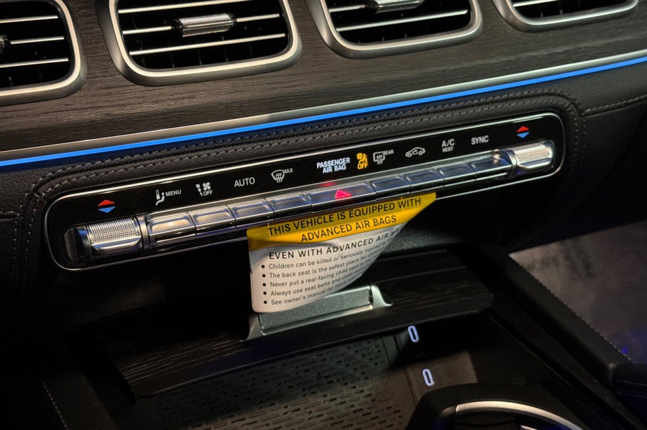 New 2026 MANUFAKTUR Alpine Grey Mercedes-Benz GLS 580 4MATIC® SUV image 21