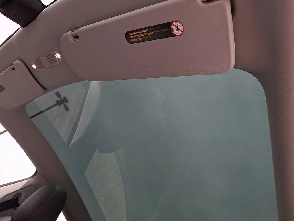 Used 2023  Tesla Long Range image 22