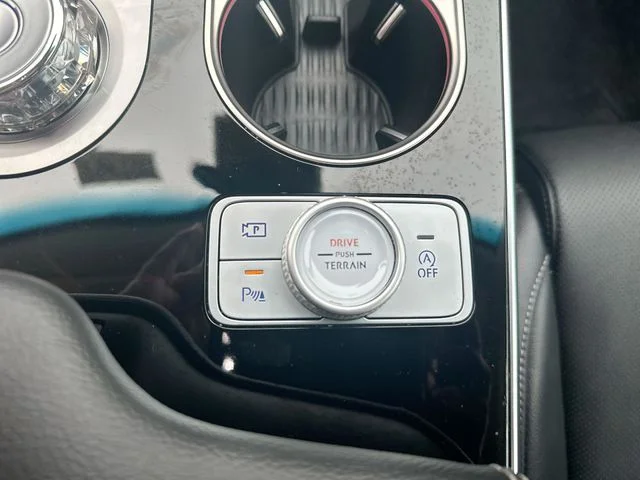 Used 2026 Silver Genesis 2.5T image 53