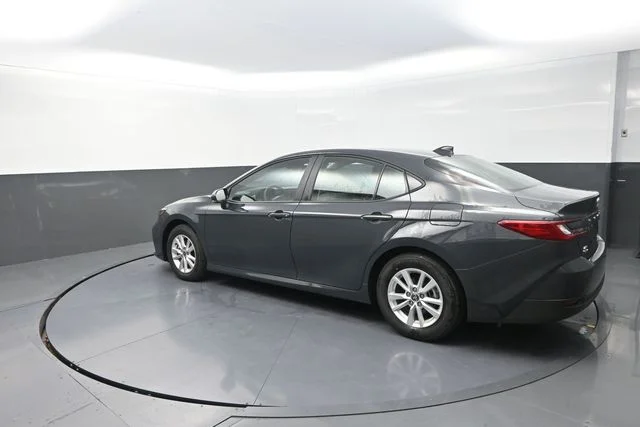 Used 2026  Toyota LE image 51