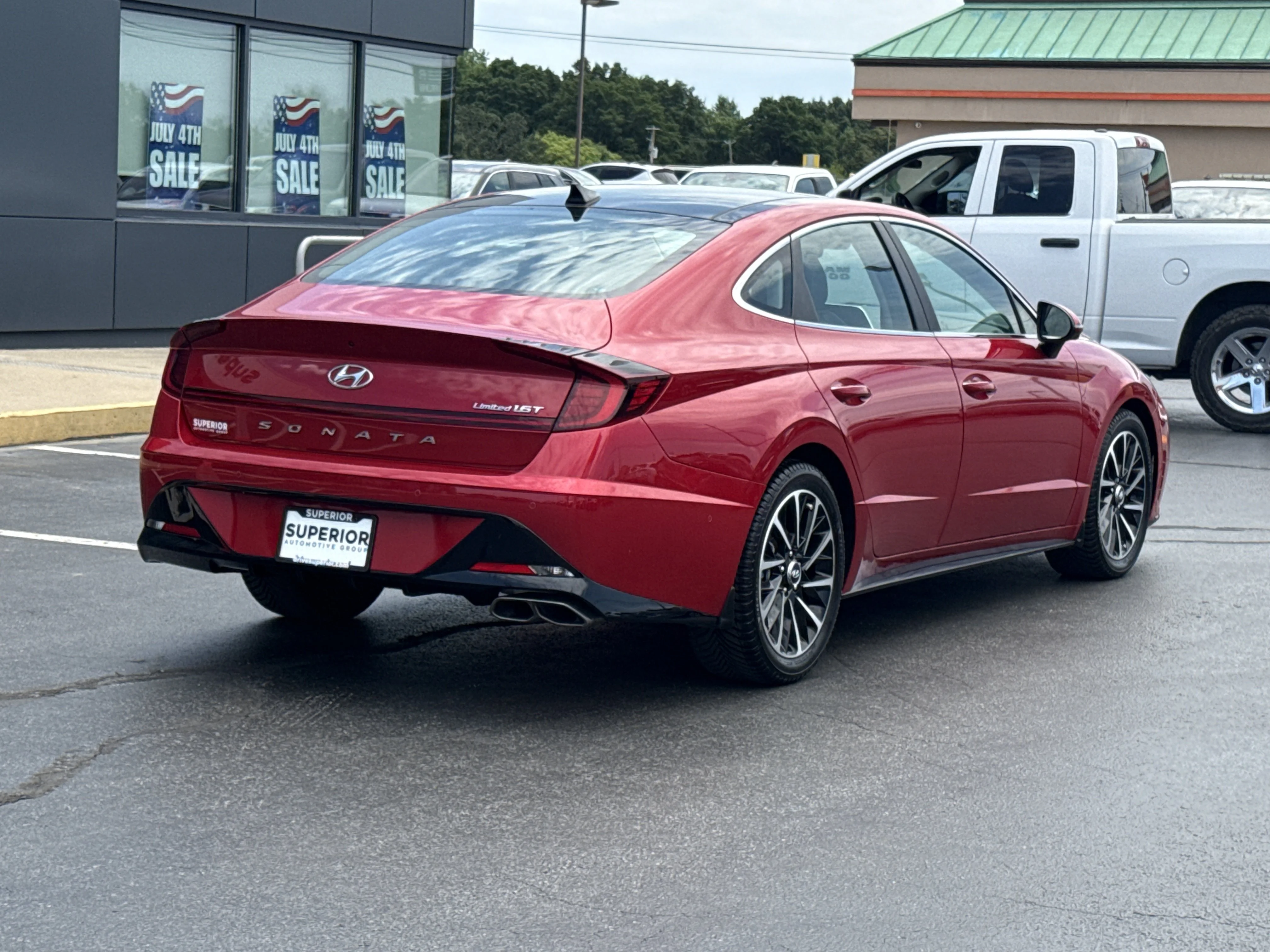 Used 2021 Calypso Red Hyundai Limited image 3