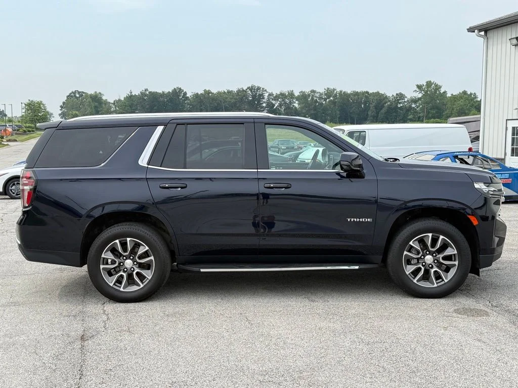 Used 2022 Blue Chevrolet LT image 9
