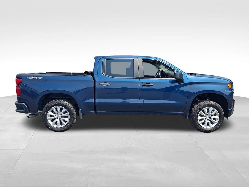 Used 2019 NORTHSKY BLUE METALLIC Chevrolet Custom image 7