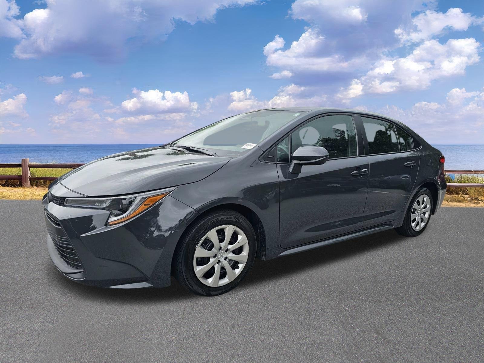 Used 2025 Underground Toyota LE image 4