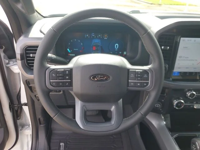 New 2026 Oxford White Ford XLT image 21