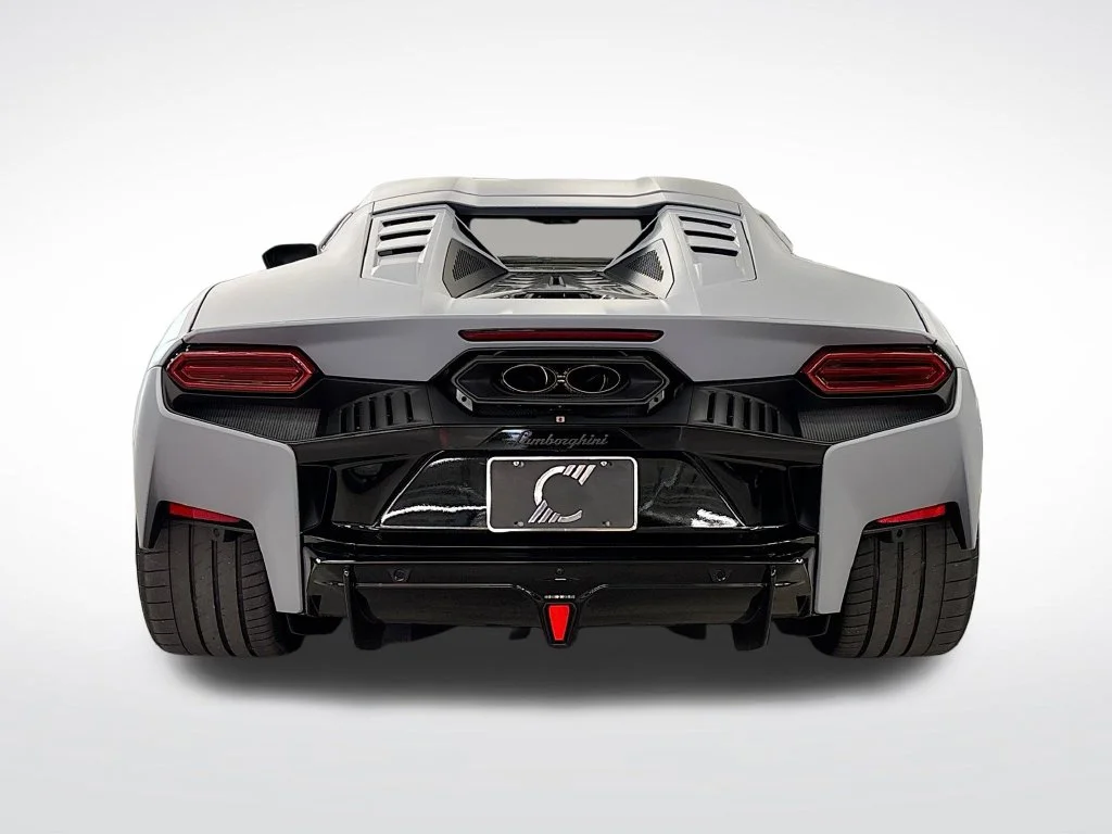 New 2026 Silver Lamborghini  image 4