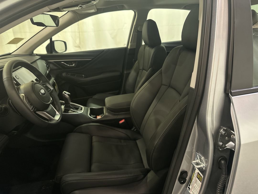 2025 Subaru Legacy Limited - Photo 14