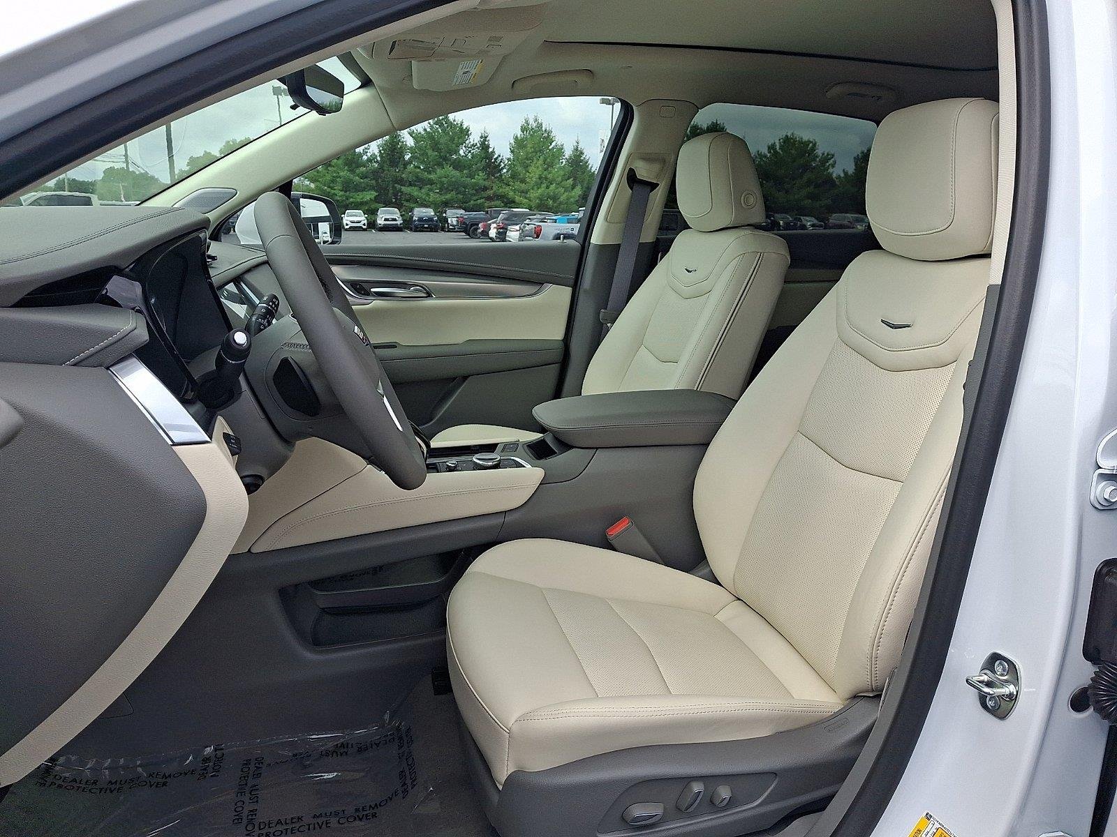 2026 Cadillac XT5 Premium Luxury - Photo 6