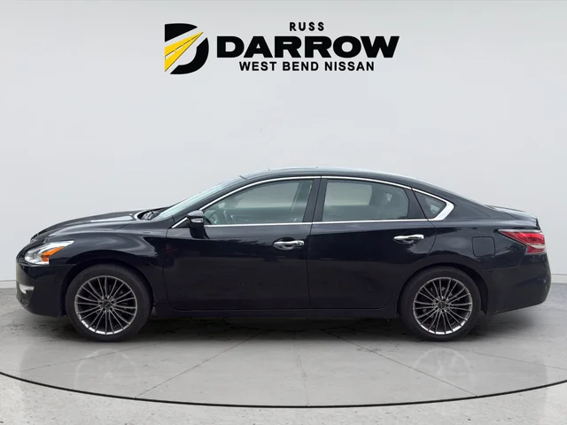 Used 2014 Black Nissan 2.5 SL image 2