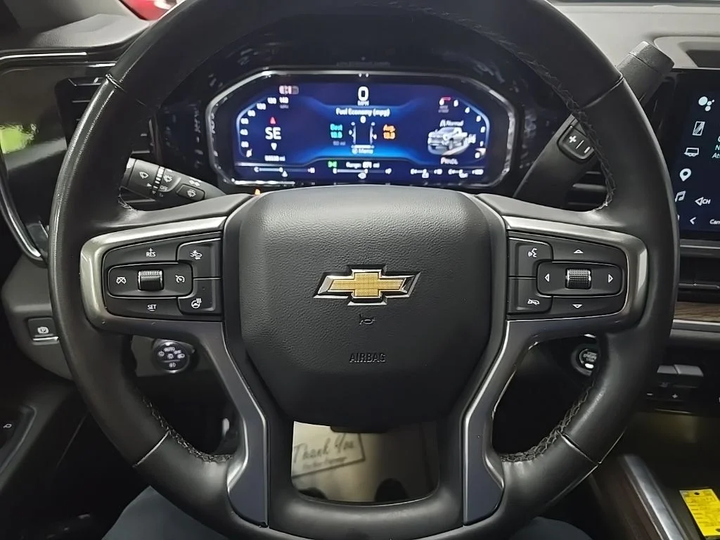 Used 2025 Gray Chevrolet LT image 19