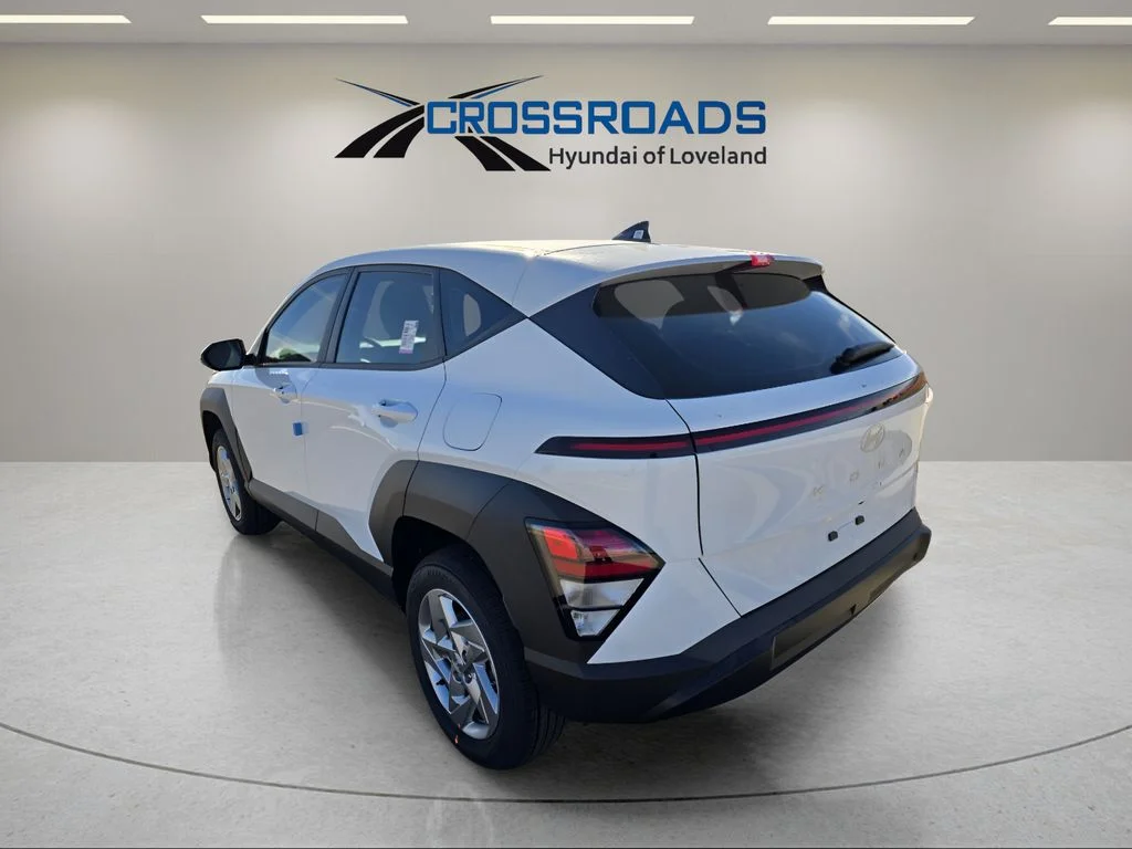 Used 2026 Atlas White Hyundai SE image 3