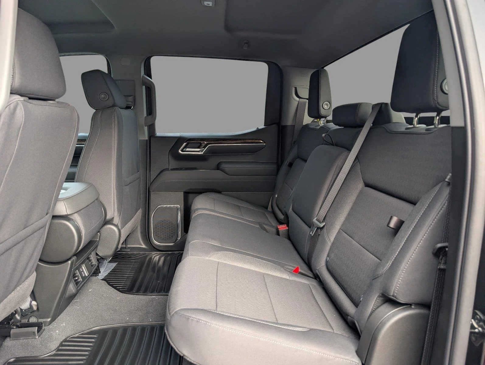 New 2026 Onyx Black GMC Elevation image 34