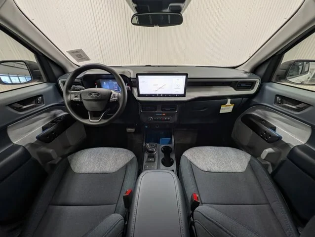 New 2026 Oxford White Ford XLT image 15