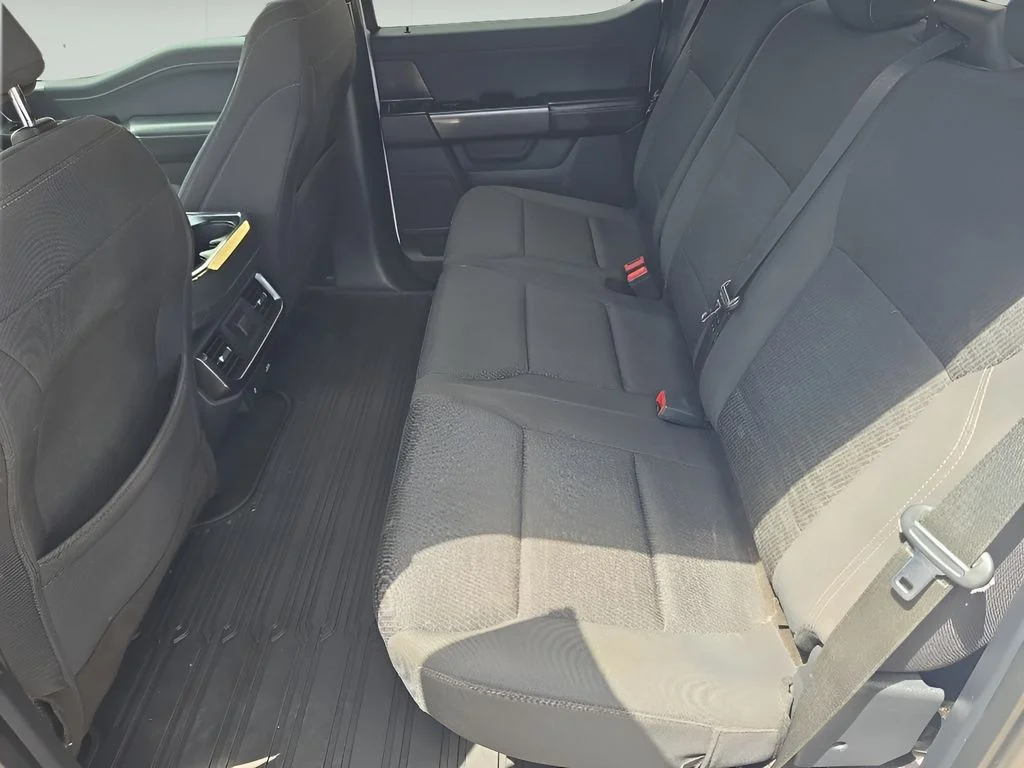 Used 2022 White Ford  image 16