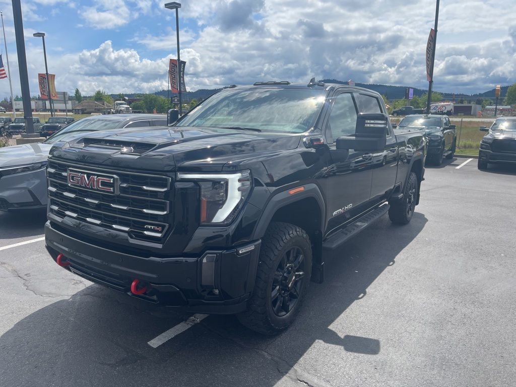 2024 GMC Sierra AT4 4WD Crew Cab Standard Box's photo