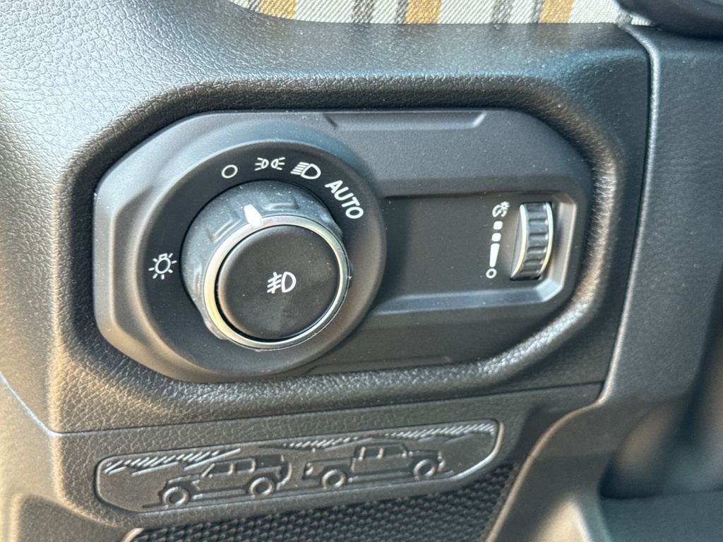 New 2026 Black Clearcoat Jeep 85th Anniversary Edition image 28