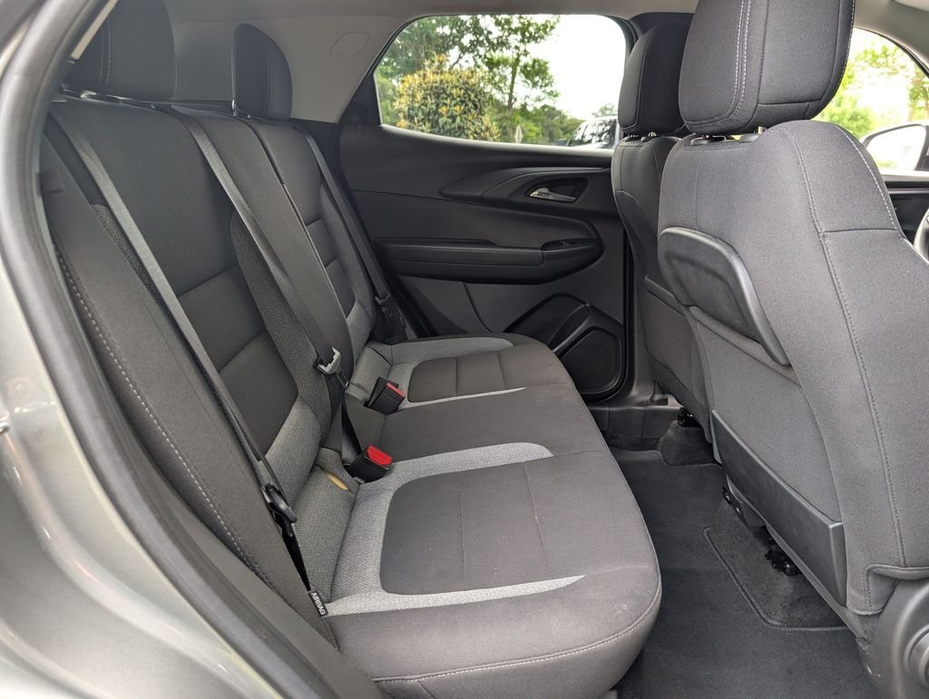 Used 2023 Gray Chevrolet LT image 28