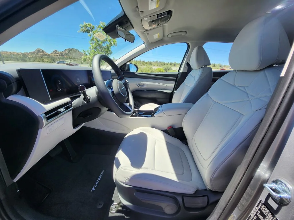 New 2026 Silver Hyundai SE image 11
