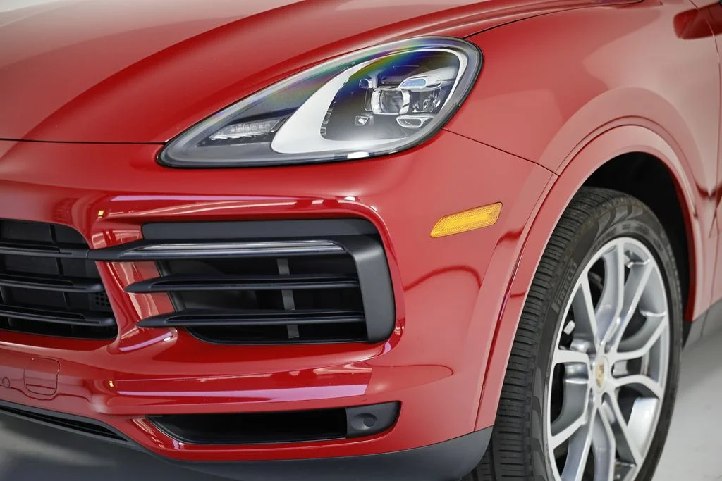 Used 2023 Red Porsche  image 11