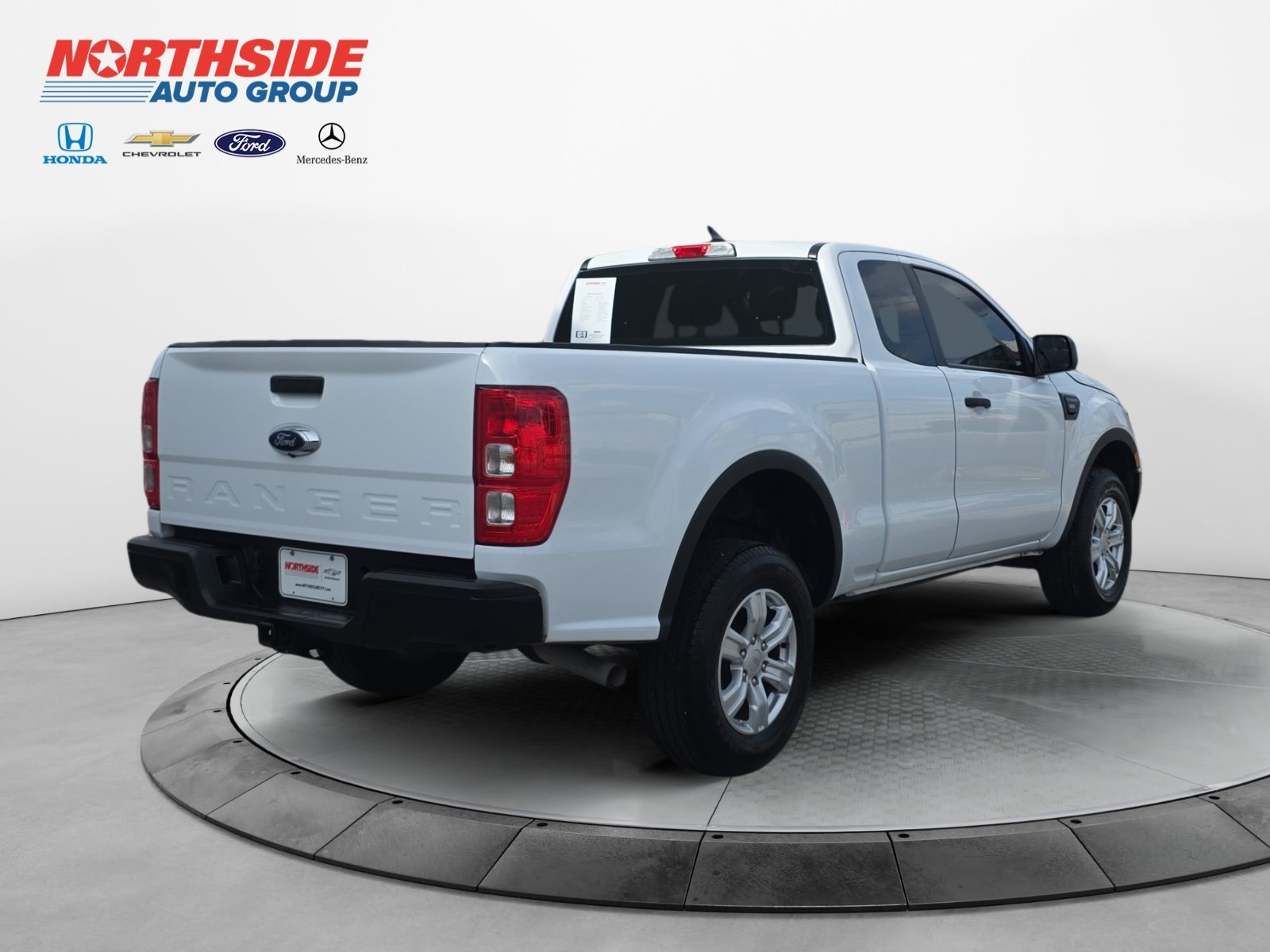 Used 2023 White Ford XL image 7