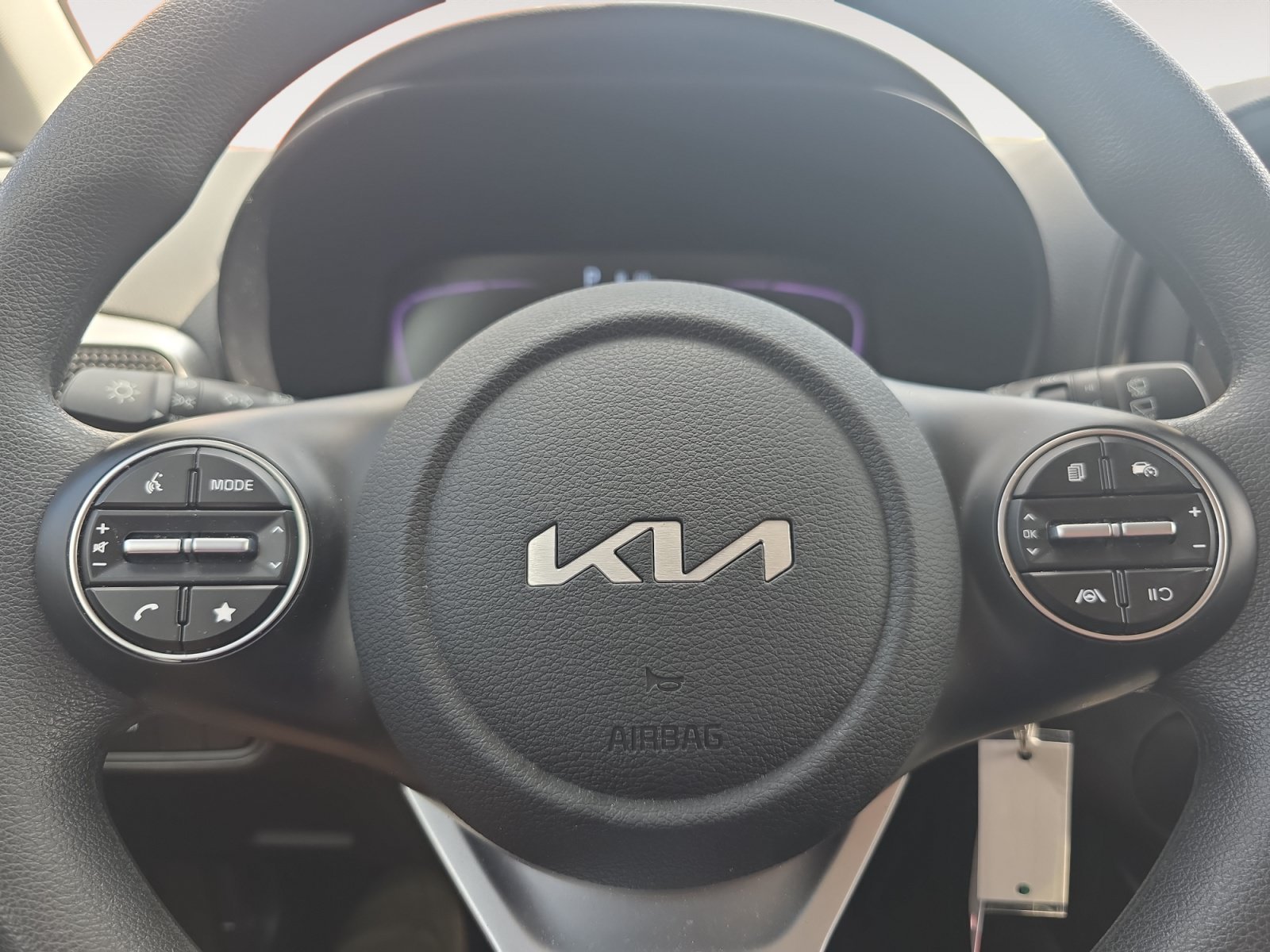 Certified Used 2025 Steel Gray Kia LX image 10