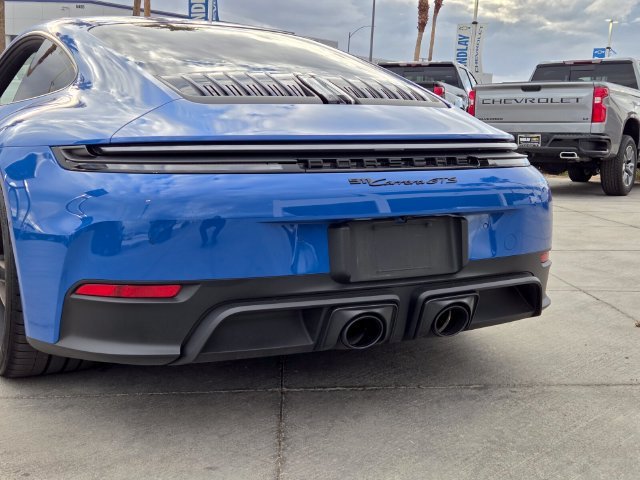 Used 2025  Porsche Carrera GTS image 5