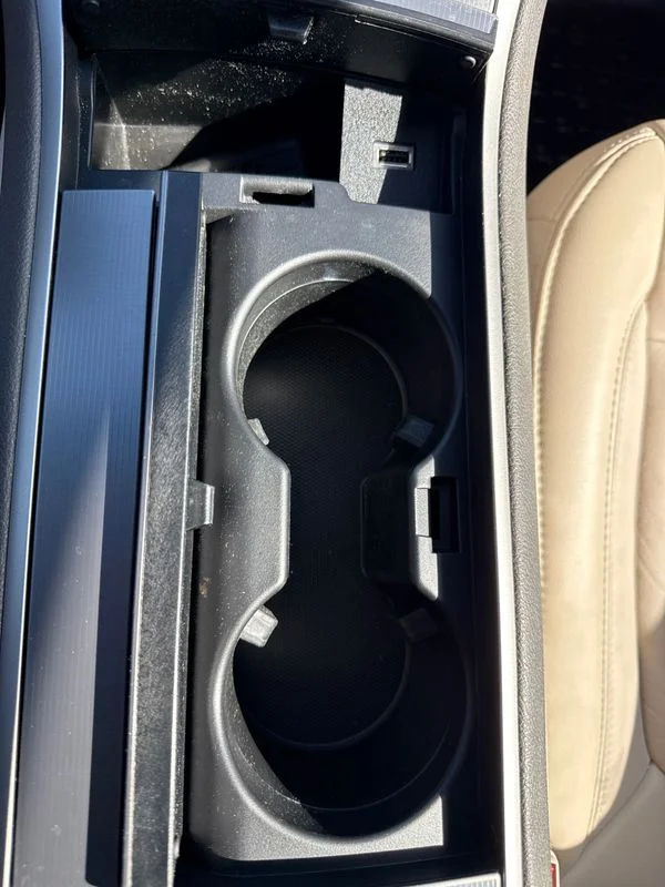 Used 2019  Lincoln Reserve I image 24