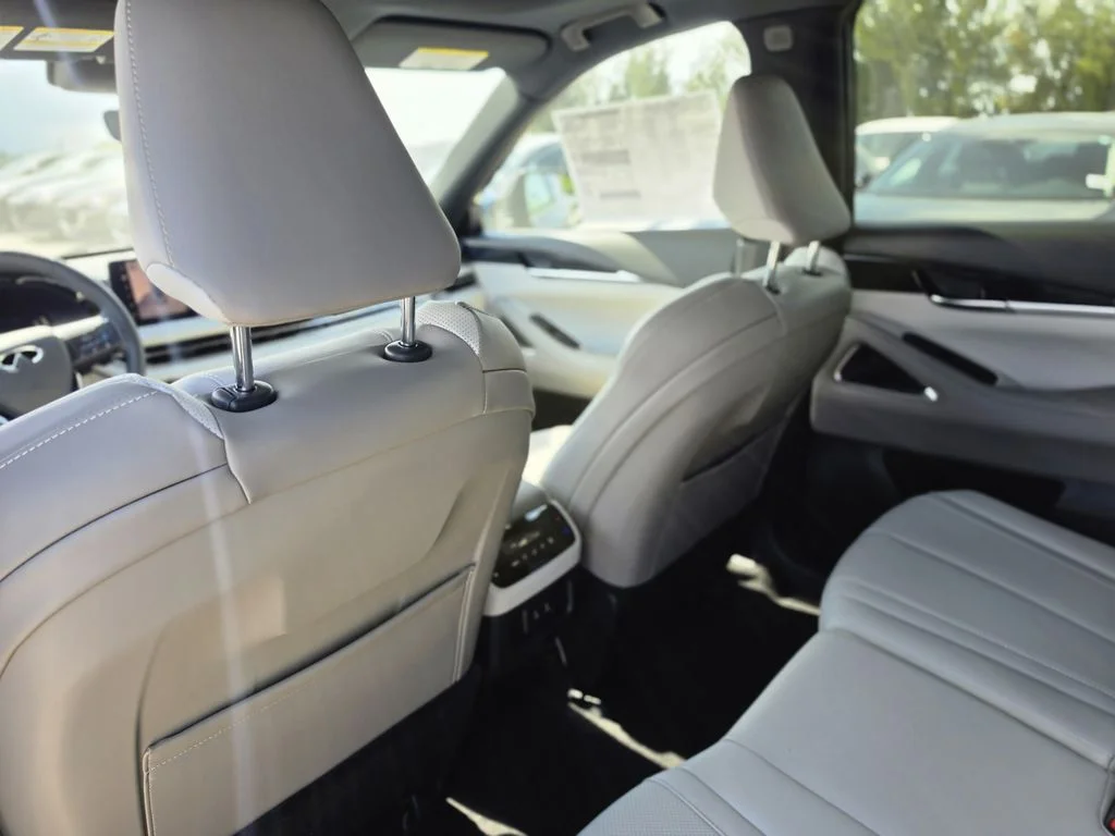 New 2027 GRAND BLUE INFINITI Sport AWD image 10