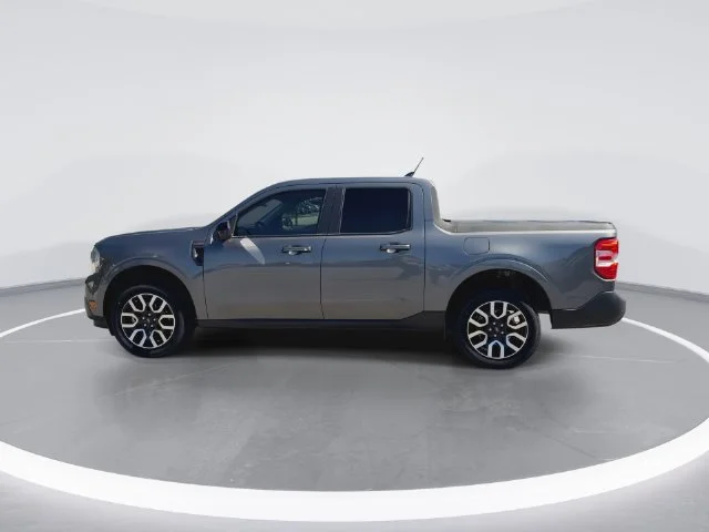 Used 2024 Gray Ford Lariat image 5