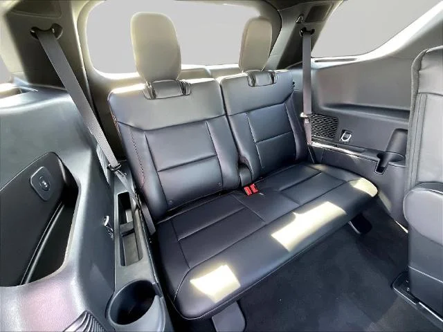 New 2027 Agate Black Metallic Ford ST image 77