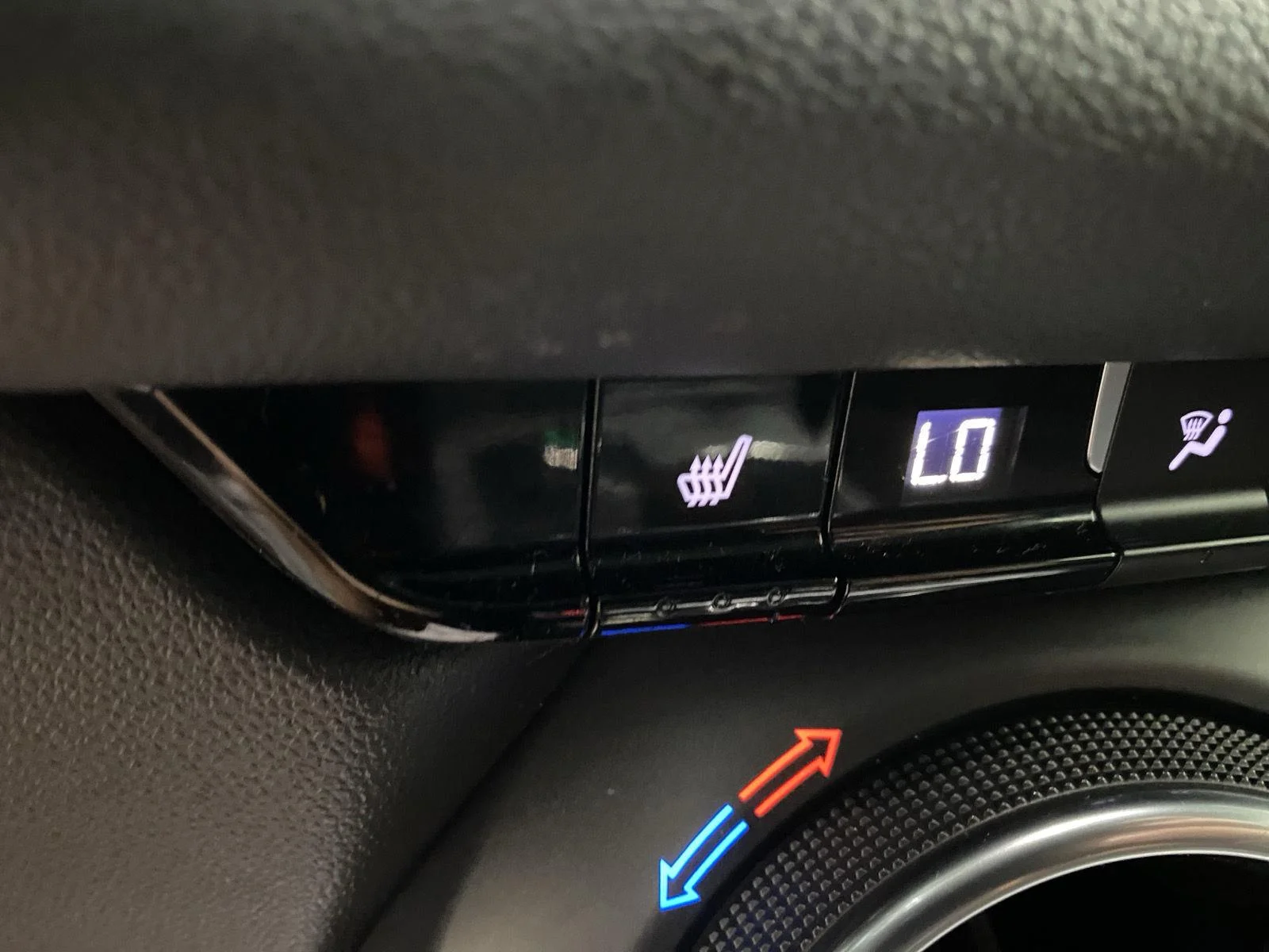 Used 2021 Summit White Chevrolet LT image 27