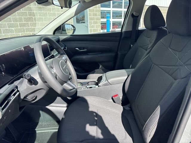 New 2026 Hampton Gray Hyundai SE image 12