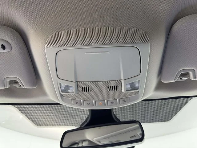 Used 2022 White Ford Titanium image 26