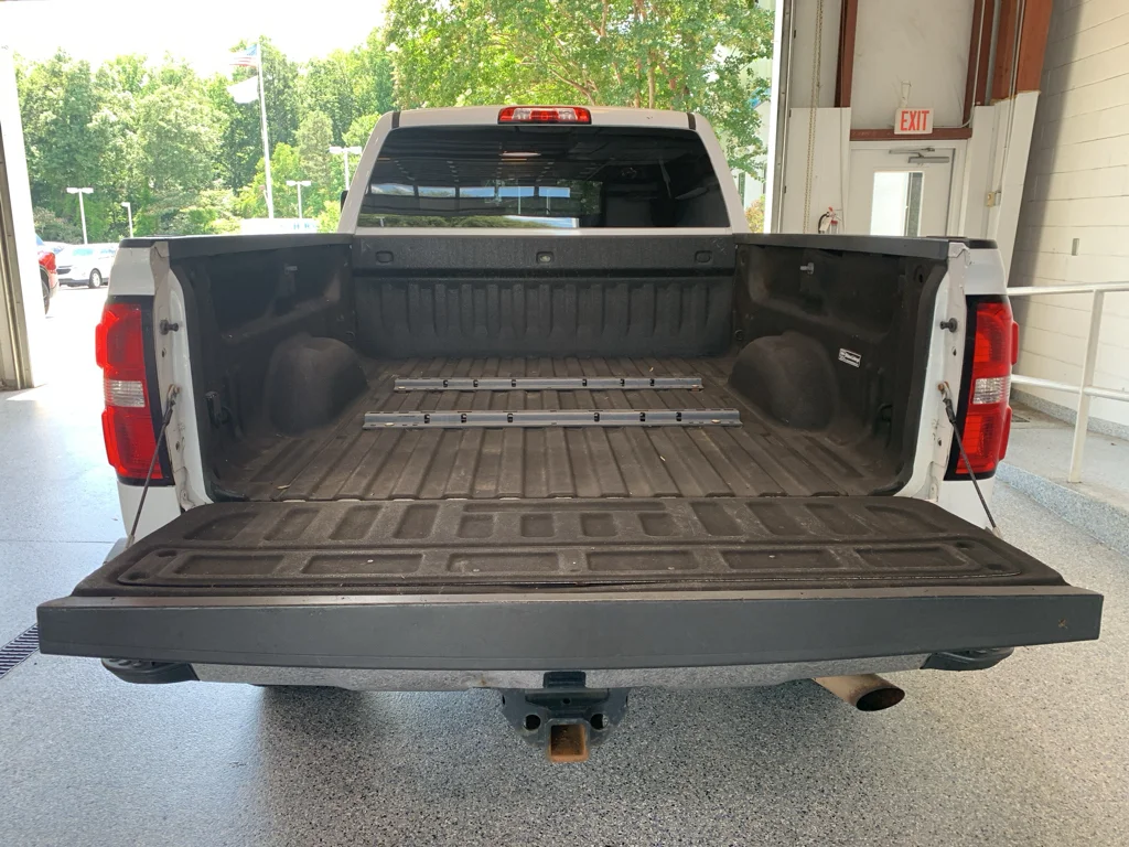 Used 2015 Summit White GMC SLE image 8